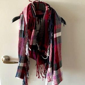 Wrap around scarf